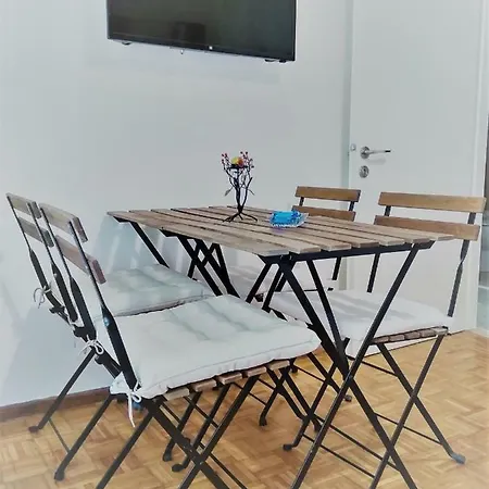 Central Corfu Town Apartment