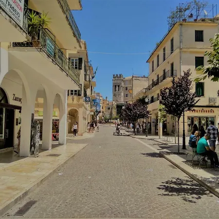 Central Corfu Town Apartment